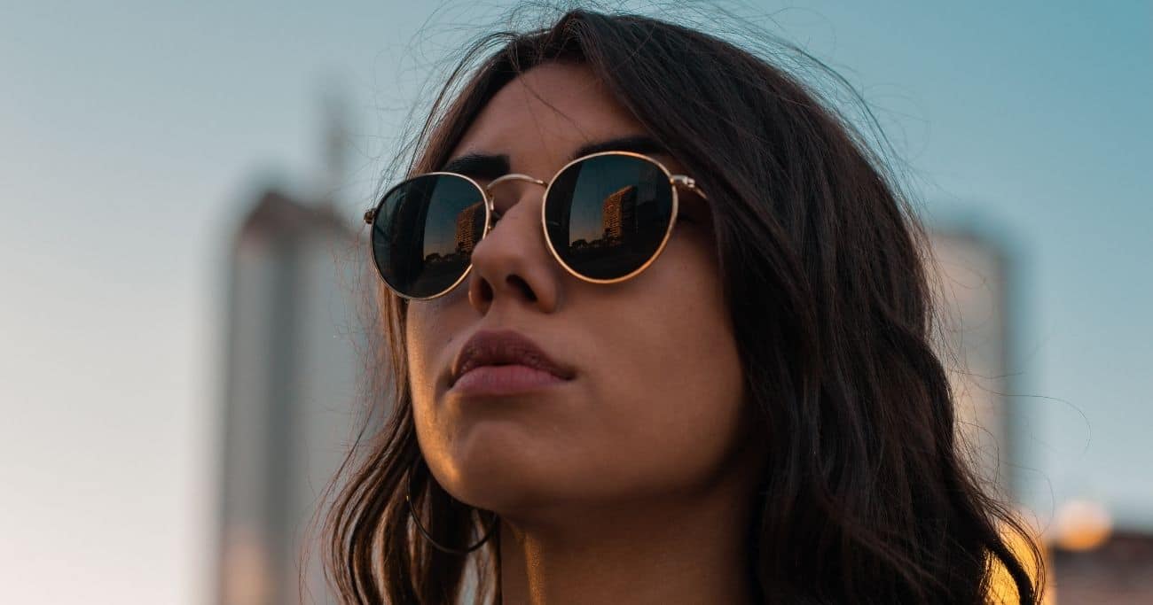 can sunglasses prevent eye allergies outdoors